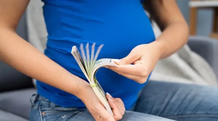 دولة ستدفع 500 دولار لكل امرأة حامل.. ولكن بهذا الشرط