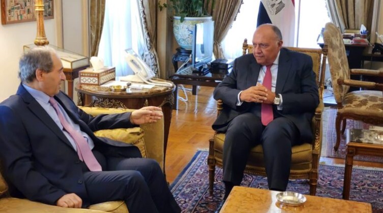 وزير الخارجية السوري يصل القاهرة للقاء بنظيره المصري