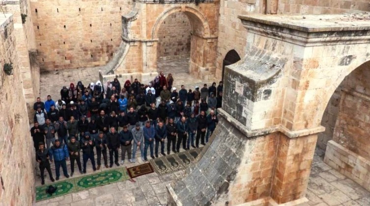 "الهيئة الإسلامية المسيحية" تحذر من مخطط لتحويل مصلى باب الرحمة لكنيس يهودي