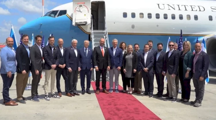 وصول رئيس مجلس النواب الأميركي إلى إسرائيل