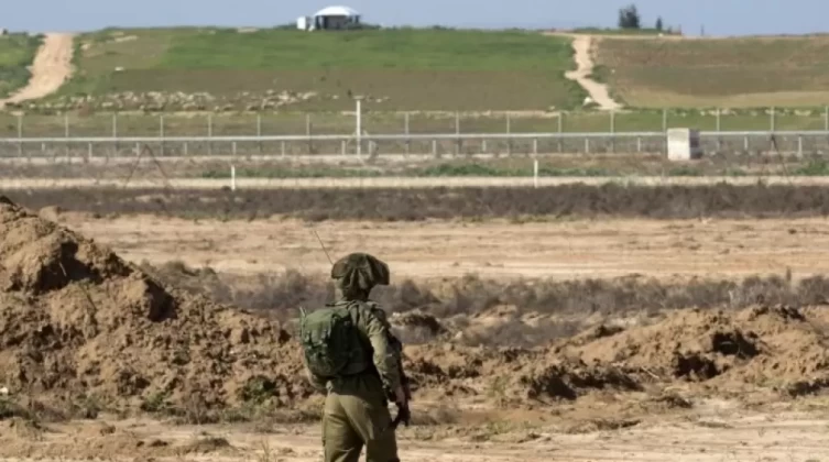 جيش الاحتلال يزعم اعتقال فلسطيني تسلل لمستوطنات غلاف غزة