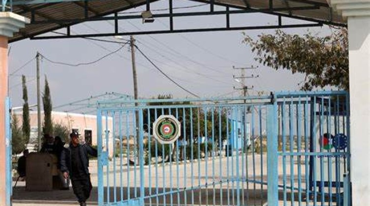 تنويهًا مهمًا حول عمل معبر كرم أبوسالم ومنفذ بيت حانون