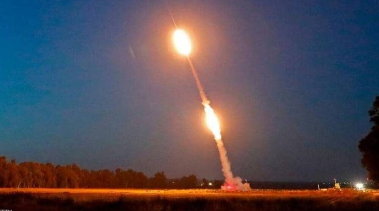 إطلاق قذيفة صاروخية من قطاع غز باتجاه مستوطنات الغلاف