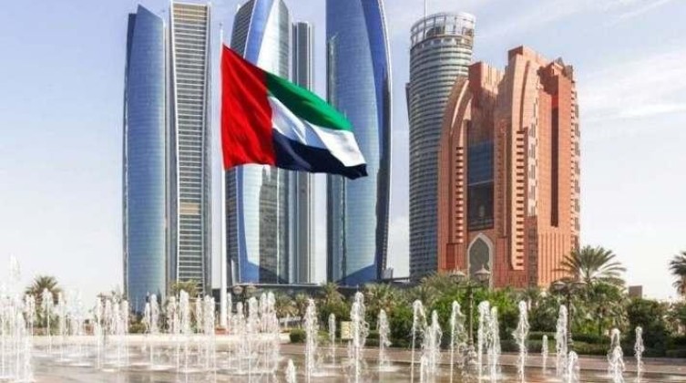 الإمارات تدعو لتهدئة الأوضاع وضبط النفس في السودان
