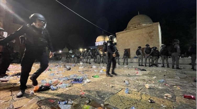 الاردن : اقتحام الأقصى والإعتداء على المعتكفين "انتهاكا صارخا"