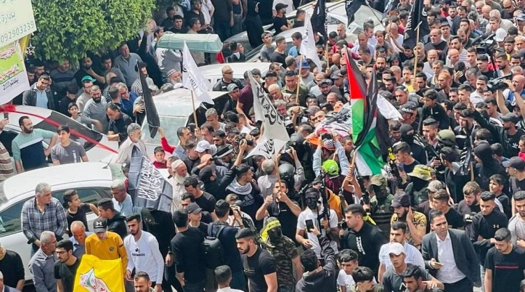 تشييع جثمان الشهيد عائد سليم شرق قلقيلية