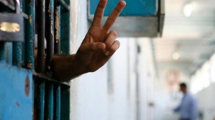 للمرة الثانية.. الاحتلال يجدد الاعتقال الإداري للأسير أحمد أبو الهيجاء