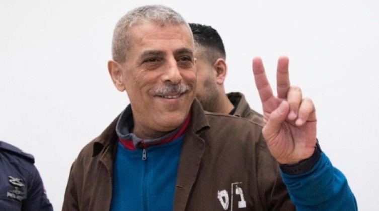 هيئة الأسرى: الأسير وليد دقة في غرفة العناية المشددة