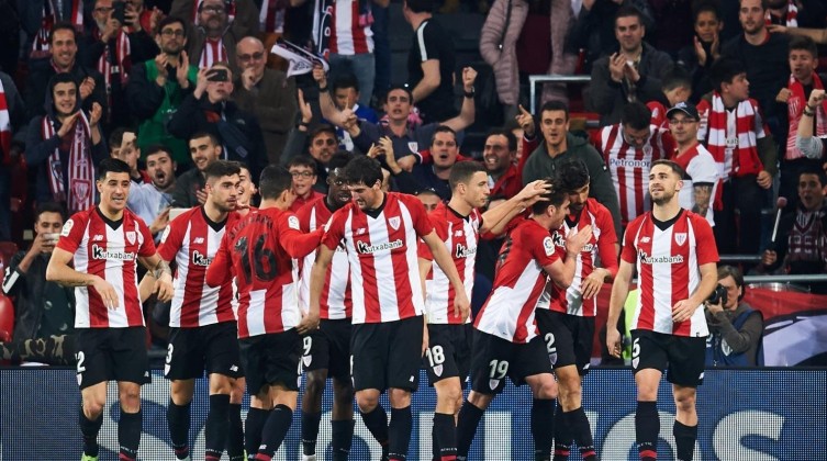 أتلتيك بيلباو ينعش في الدوري الإسباني على حساب إسبانيول