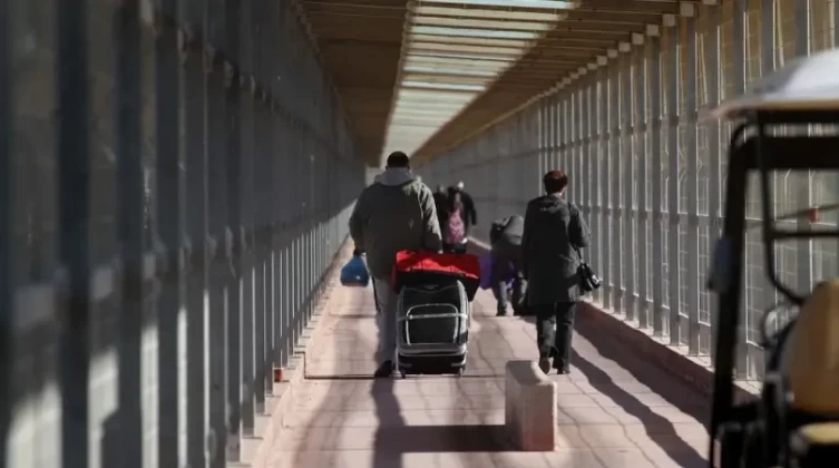 حماس تدين منع الاحتلال للمسيحيين من الوصول للأماكن المقدسة