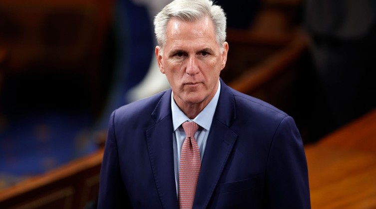 رئيس مجلس النواب الأمريكي يرفض رفع سقف الدين