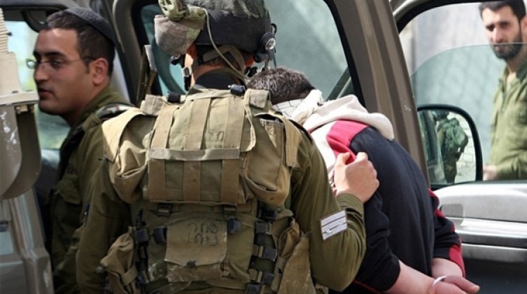 قوات الاحتلال يعتقل شاباً من مخيم عقبة جبر بأريحا