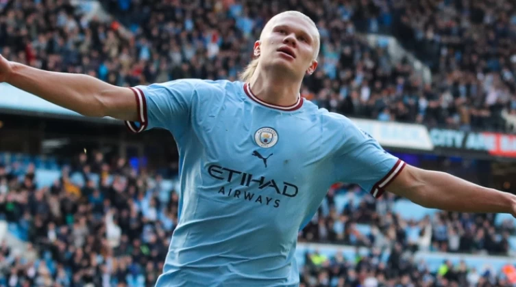 براتب خيالي.. مانشستر سيتي يتأهب لمكافأة هالاند