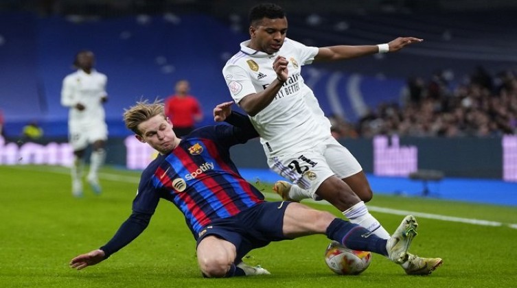 تشكيل برشلونة وريال مدريد المتوقع في كلاسيكو الليلة