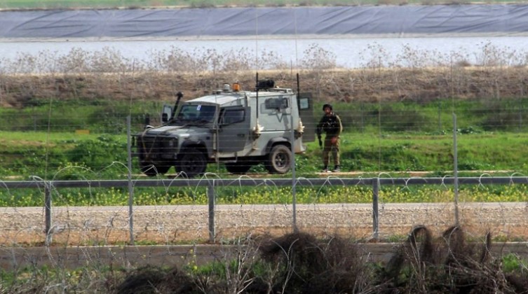 قوات الاحتلال تستهدف رعاة الأغنام شرق قطاع غزة