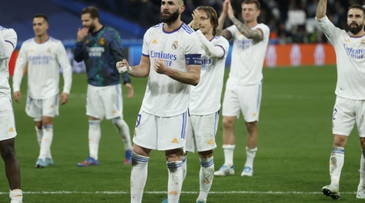 أنشيلوتي يعلن قائمة ريال مدريد لمواجهة تشيلسي