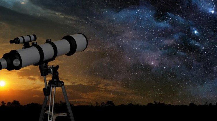 عيد الفطر هل سيكون الجمعة أم السبت ؟.. مرصد فلسطين الفلكي يوضح