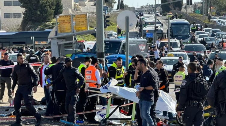 فصائل فلسطينية تعقب على عملية الدهس في القدس