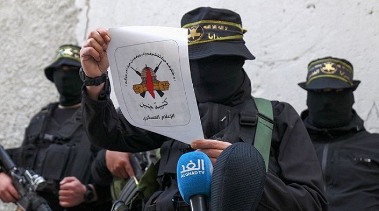 "كتيبة جنين" تعلن استهداف مركبتين للمستوطنين شمال الضفة الغربية