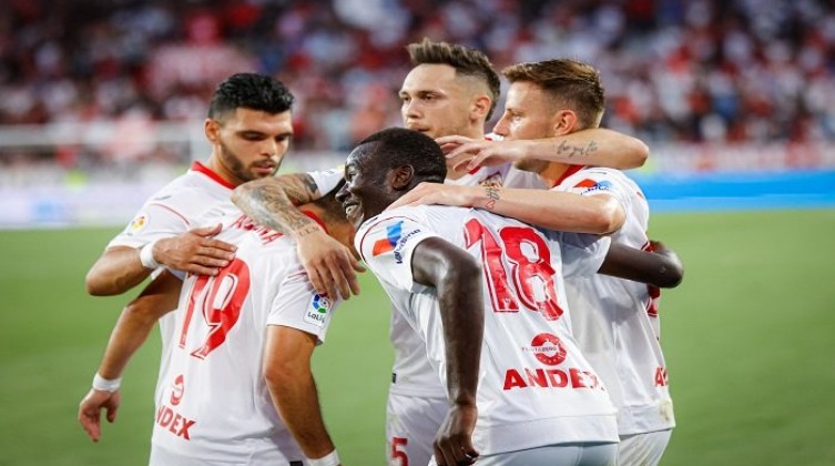 إشبيلية يحقق انتصارا ثمينا على إسبانيول وجيرونا يهزم مايوركا بالدوري الإسباني