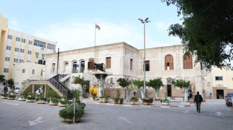 بلدية غزة تُصدر  تنويهًا مهمًّا لأصحاب المحال والمنشآت التجارية