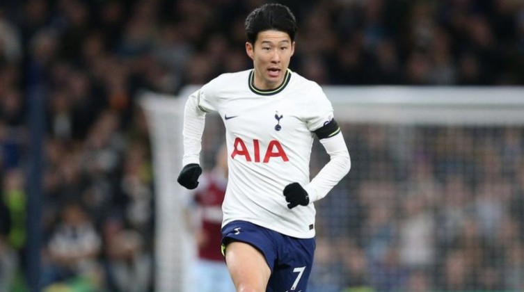 توتنهام يصدر بيانًا بشأن تعرض الكوري "سون" للعنصرية