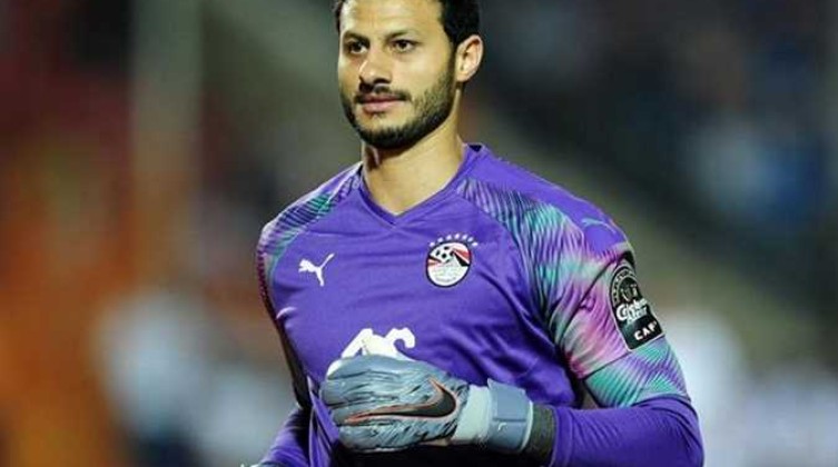 تفاصيل إصابة محمد الشناوي ومدة غيابه عن الأهلي 