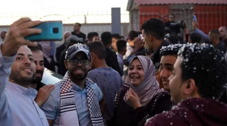 الخارجية تعلن موعد وصول الدفعة الرابعة من مواطنين غزة العالقين بالسودان