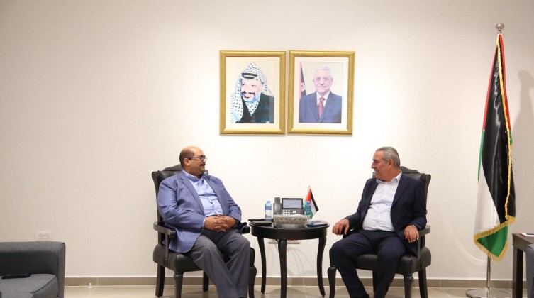 تفاصيل لقاء الشيخ مع ممثل جنوب أفريقيا لدى فلسطين