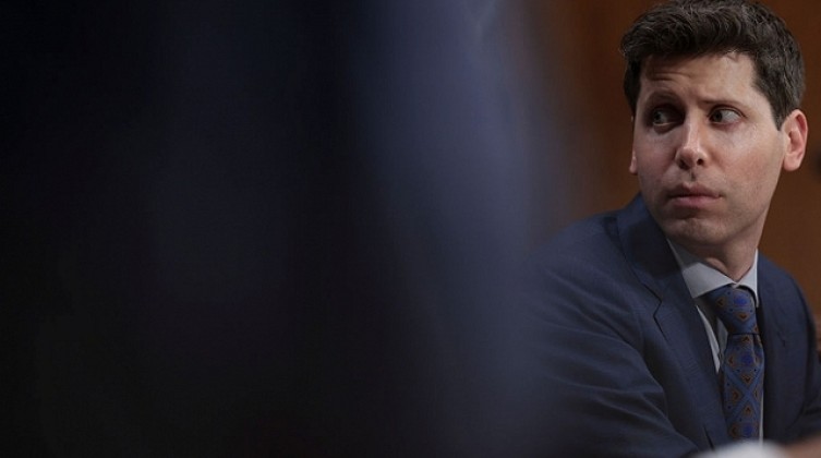 سام ألتمان: الذكاء الاصطناعيّ يمكن أن ينطوي على "خطر انقراض البشريّة"