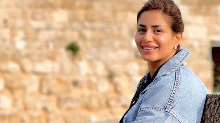 منة فضالي تعلن تعرض منزلها لحريق وتكشف التفاصيل