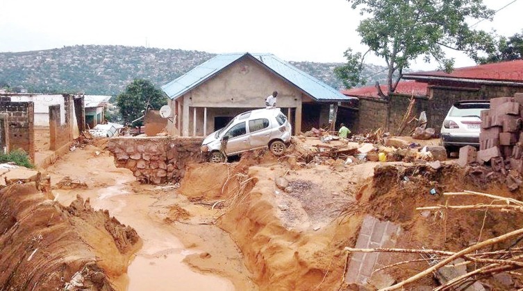 ارتفاع حصيلة ضحايا الفيضانات في الكونغو