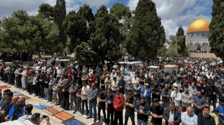 صلاة-الجمعة-1682684796