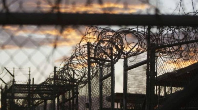 الحركة الأسيرة: حداد بالسجون إلى حين الرد على جريمة اغتيال خضر عدنان