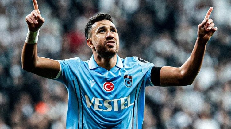 تريزيجيه يخرح عن صمته ويعلق لأول مرة على واقعة "البصق"