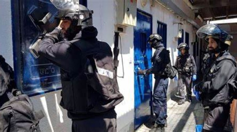 "حماس" تحذر من تداعيات الاحتلال وسياساته ضد الأسرى