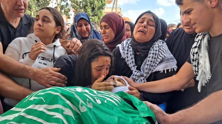 بالفيديو والصور: تشيع جثمان الشهيد ديار  العمري في الداخل المحتل