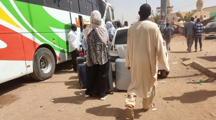 السودان: توقعات بنزوح نحو مليون شخص جراء الاشتباكات
