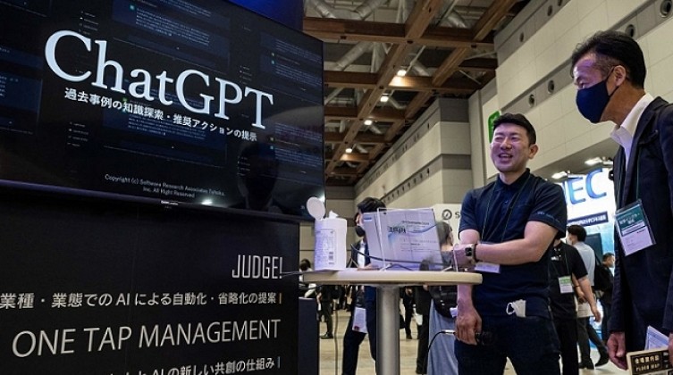 سباق تطوير الذكاء الاصطناعي.. استثمارات مالية طائلة