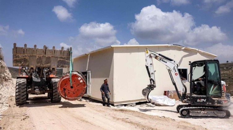 اعادة بناء مستوطنة حوميش المخلاة بين نابلس وجنين