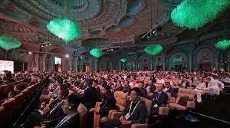 مؤتمر الأعمال العربي الصيني يوقع اتفاقيات بـ10 مليارات دولار