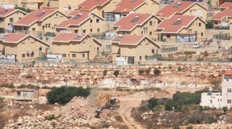 الاحتلال يُصادق على بناء آلاف الوحدات الاستيطانية الجديدة في الضفة
