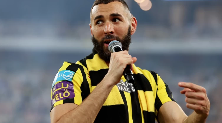 ماذا علق بنزيما على انضمام كانتي لإتحاد جدة السعودي ؟