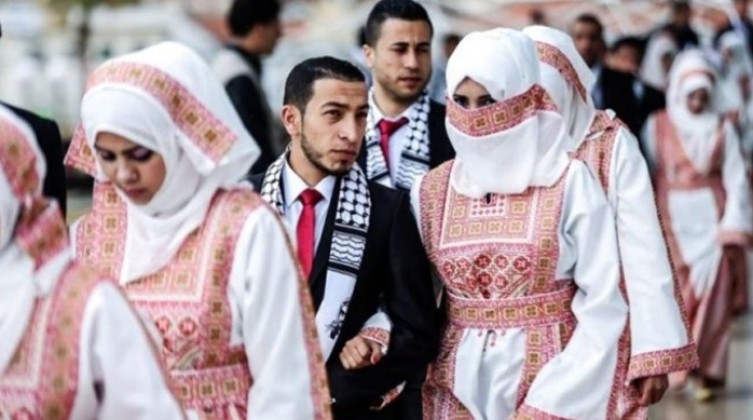 "الاقتصاد بغزة "تصدر قراراً بشأن ضبط معاملات إقراض الزواج