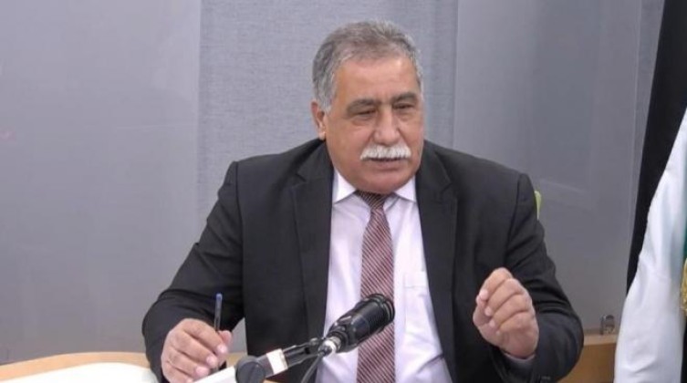 نقيب الأطباء: مستعدون لتقديم استقالات جماعية وإخلاء المراكز الصحية
