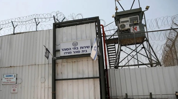 أسير من طوباس يدخل عامه الـ22 والأخير في سجون الاحتلال