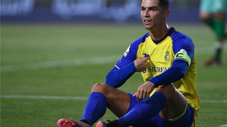 بدون رونالدو .. الكشف عن التشكيل المثالي للدوري السعودي