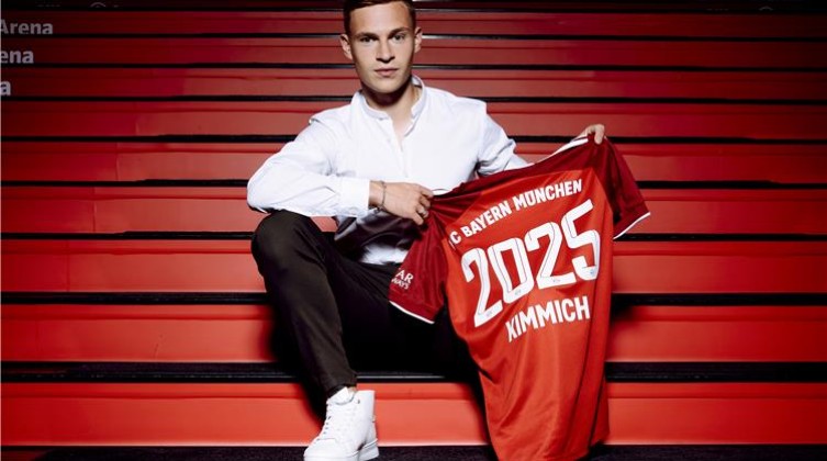 كيميتش يوجه صدمة إلى برشلونة