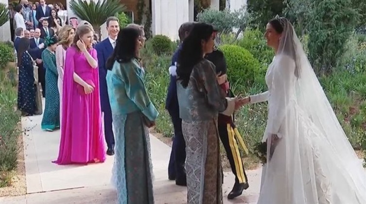 بث مباشر.. حفل زفاف ولي العهد الأردني والسعودية رجوة آل سيف