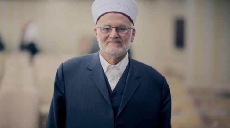 الاحتلال يمنع خطيب المسجد الأقصى من السفر